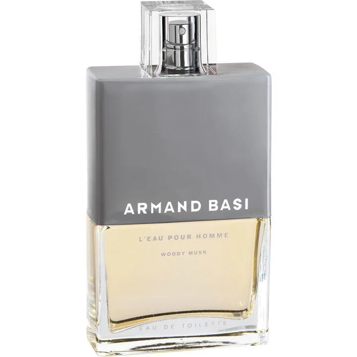 Armand Basi L'eau Pour Homme Woody Musk parfüm şişesi