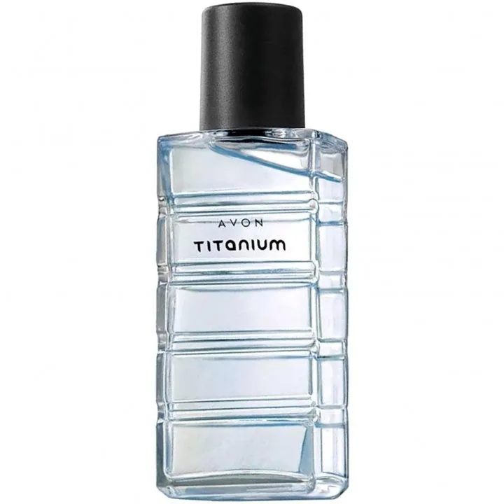 Avon Titanium Dynamic parfüm şişesi