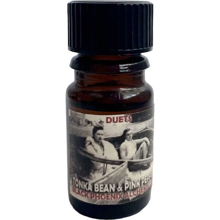 Black Phoenix Alchemy Lab Duets Tonka Bean & Pink Pepper parfüm şişesi